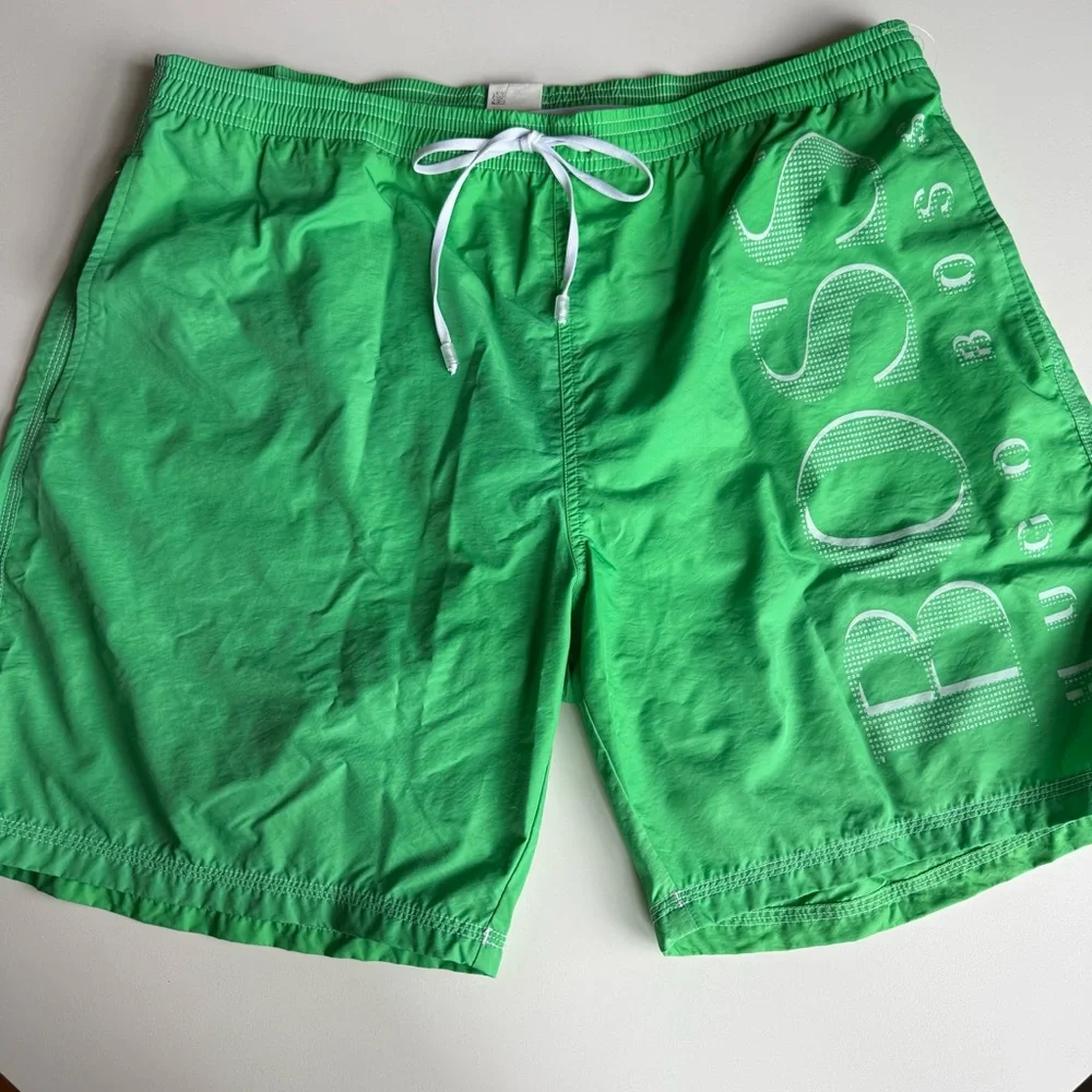 Hugo Boss Men’s Swim Trunks Shorts Green Logo Size XXL Lined Pockets Excellent